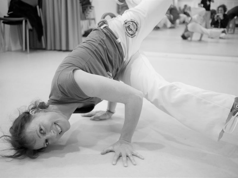 escola senzala capoeira toulouse benjamin